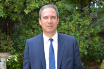 Interview de Jean Zuccarelli "Je suis pour un patrimoine de la vie et du mouvement" - Journal de la Corse N° du 29 novembre au 5 décembre 2013 Interview de Jean Zuccarelli "Je suis pour un patrimoine de la vie et du mouvement" - Journal de la Corse N° du 29 novembre au 5 décembre 2013