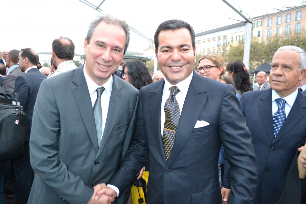Poignée de main avec le Prince du Maroc Moulay Rachid